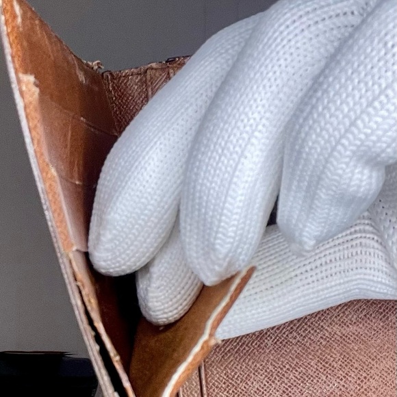 Louis Vuitton Monogram Long Wallet - Picture 9 of 11